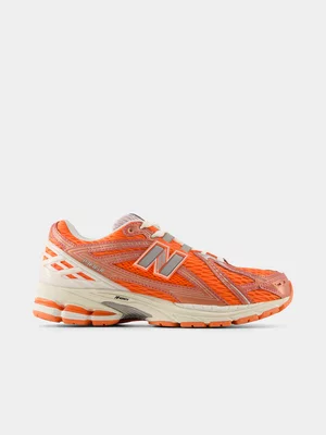 New Balance Women's 1906 Tangerine Heat/Cream Sneaker
