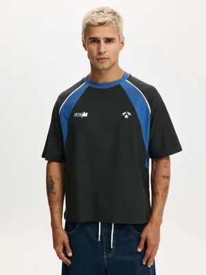 Men's Cotton On Black Cropped Fit Graphic T-shirt