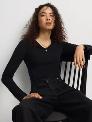 Cotton Lycra V-Neck Fitted Long Sleeve Top