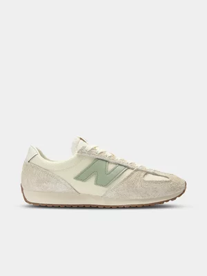 New Balance Women's U471 v1 Beige/Green Sneaker