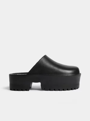 The FIX Women's Black Chunky Platforms