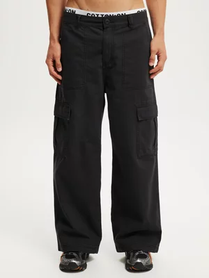 Men's Cotton On Brown Axel Super Baggy Cargo Pants
