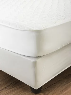 Dreamseeker Quilted Mattress Protector White