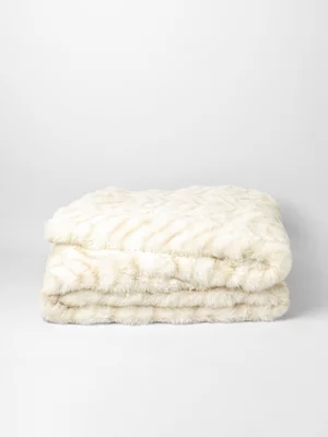 Chevron Faux Fur Throw 150x200cm