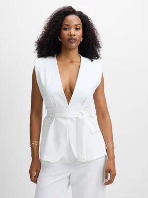 Jet Women's White Sleeveless Belted Blazer Set