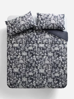 Jet Home Leana Leaves Blue Comforter