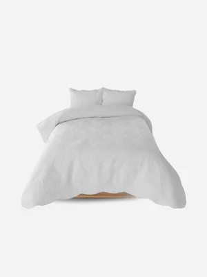 Volpes Heidi White Quilt Set