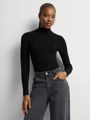 High Neck Fitted Jersey