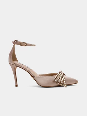Women's Steve Madden Taupe LAST DANCE Closed Heels