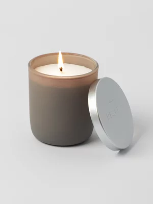 Reserve Oudh Frosted Glass Candle 230g