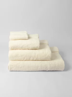 The Plushest MicroCotton Towel