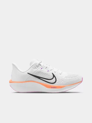 Nike Womens Quest 6 White/Black Running Shoes 
