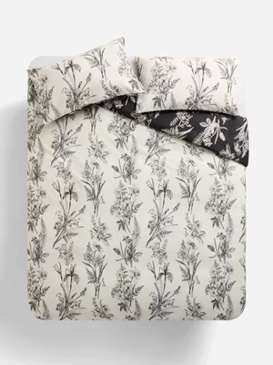 Jet Home Floral Bunch Duvet Cover