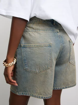 The FIX Women's Light Wash Vintage 90's Denim Shorts