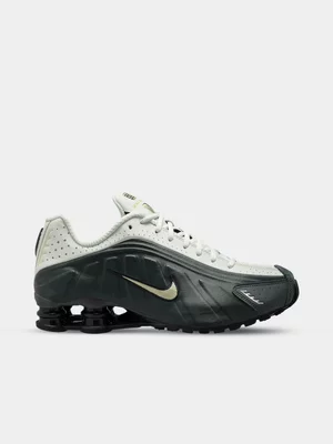 Nike Men's Shox R4 Black/Green Sneaker