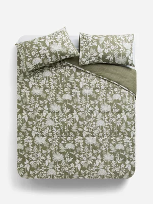 Jet Home Green Leona Leaves Comforter