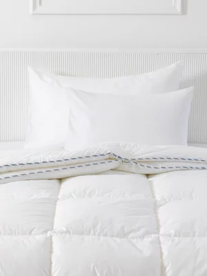 Dreamseeker Down Alternative Four Seasons Duvet Inner