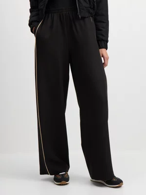 Exact Women's Black Relaxed Pull-On Pants 