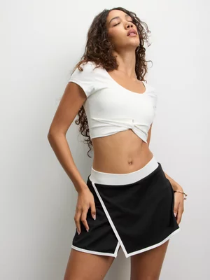 The FIX Women's Black Wrap Skort with Piping