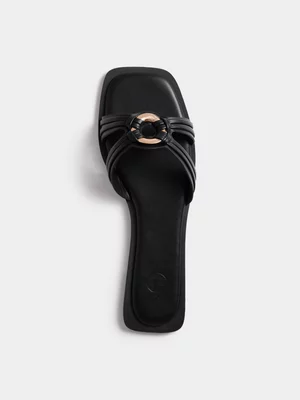 Circle Trim Slip In Sandals