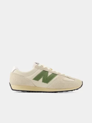 New Balance Women's 471 Biege/Green Sneaker