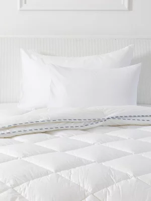 Dreamseeker Luxury Down Alternative Four Seasons Duvet Inner