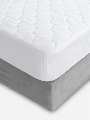 Volpes Quilted Mattress Protector Three Quarter