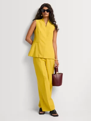 Fitted Concealed Placket Waistcoat