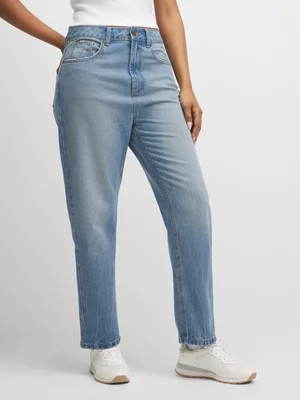 Exact Women's Mid Wash  Straight Leg Jeans