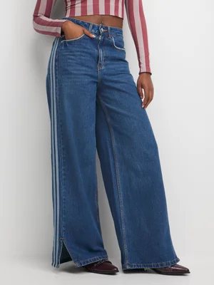 The FIX Women's Medium Wash Wide Leg Jeans