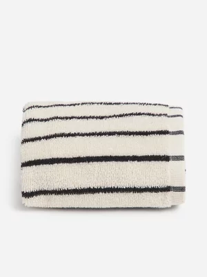 Jet Home Black Cassandra Stripe Guest Towel