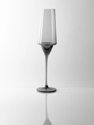 Lisbin Champagne Glass Grey