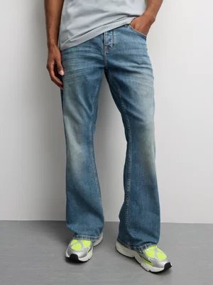 Rebat Men's Boot Cut Blue Jeans