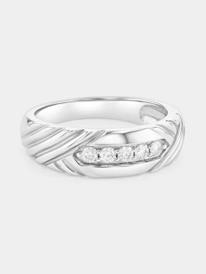 Sterling Silver Moissanite Channel Criss-Cross Ring 
